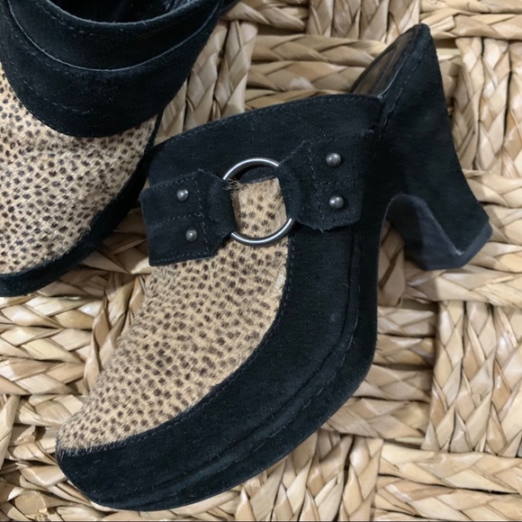 Born Crown black suede leather w/animal print clog - Picture 7 of 12